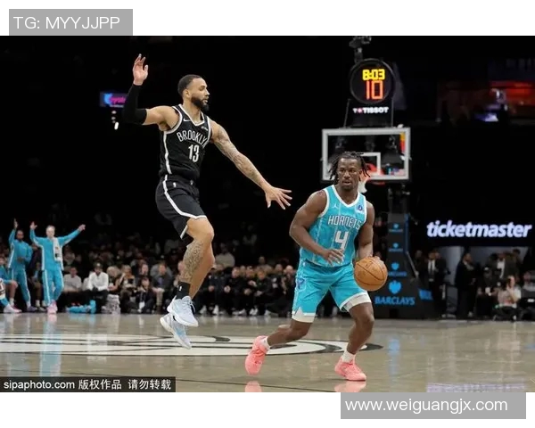 勇士与篮网激战正酣NBA直播精彩瞬间不容错过